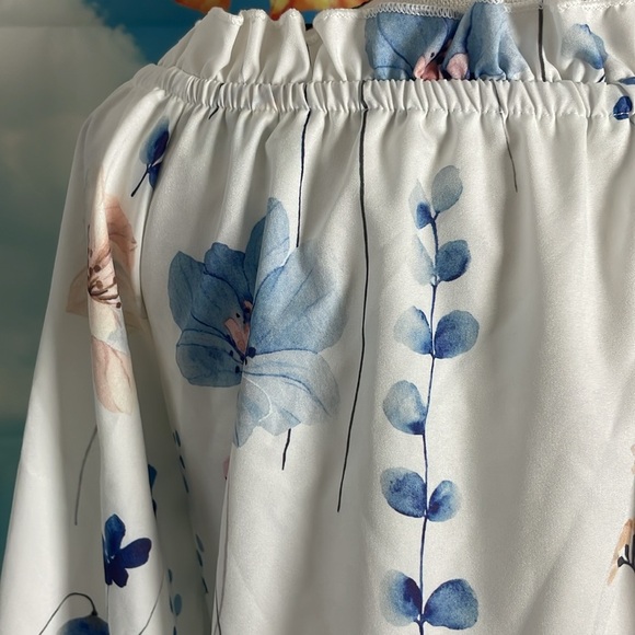 Floral Print Women's Top - White and Blue - Picture 6 of 8